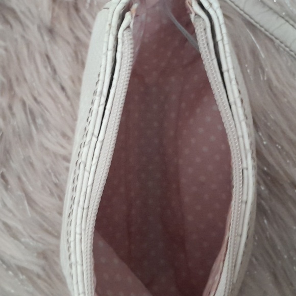 Lizclairborne Shoulder Bag​ - Picture 6 of 8